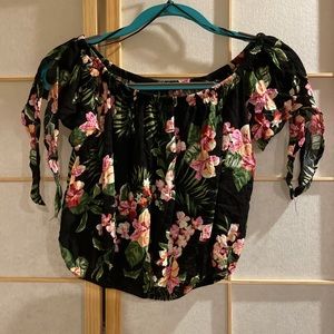 Black Floral Elastic Crop Top